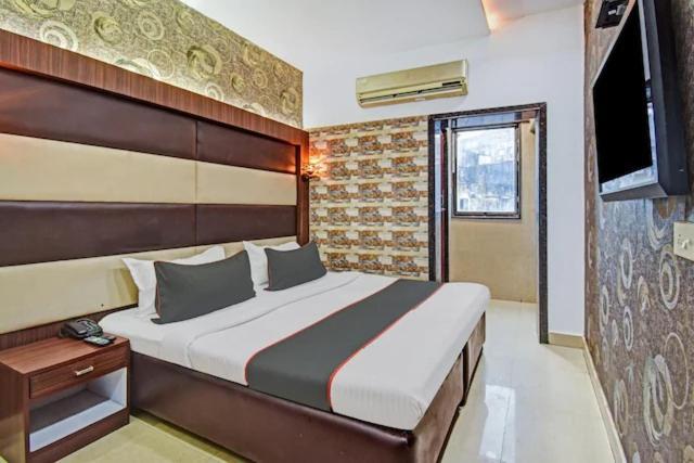 Hotel Diamond Suites Calcutta Buitenkant foto