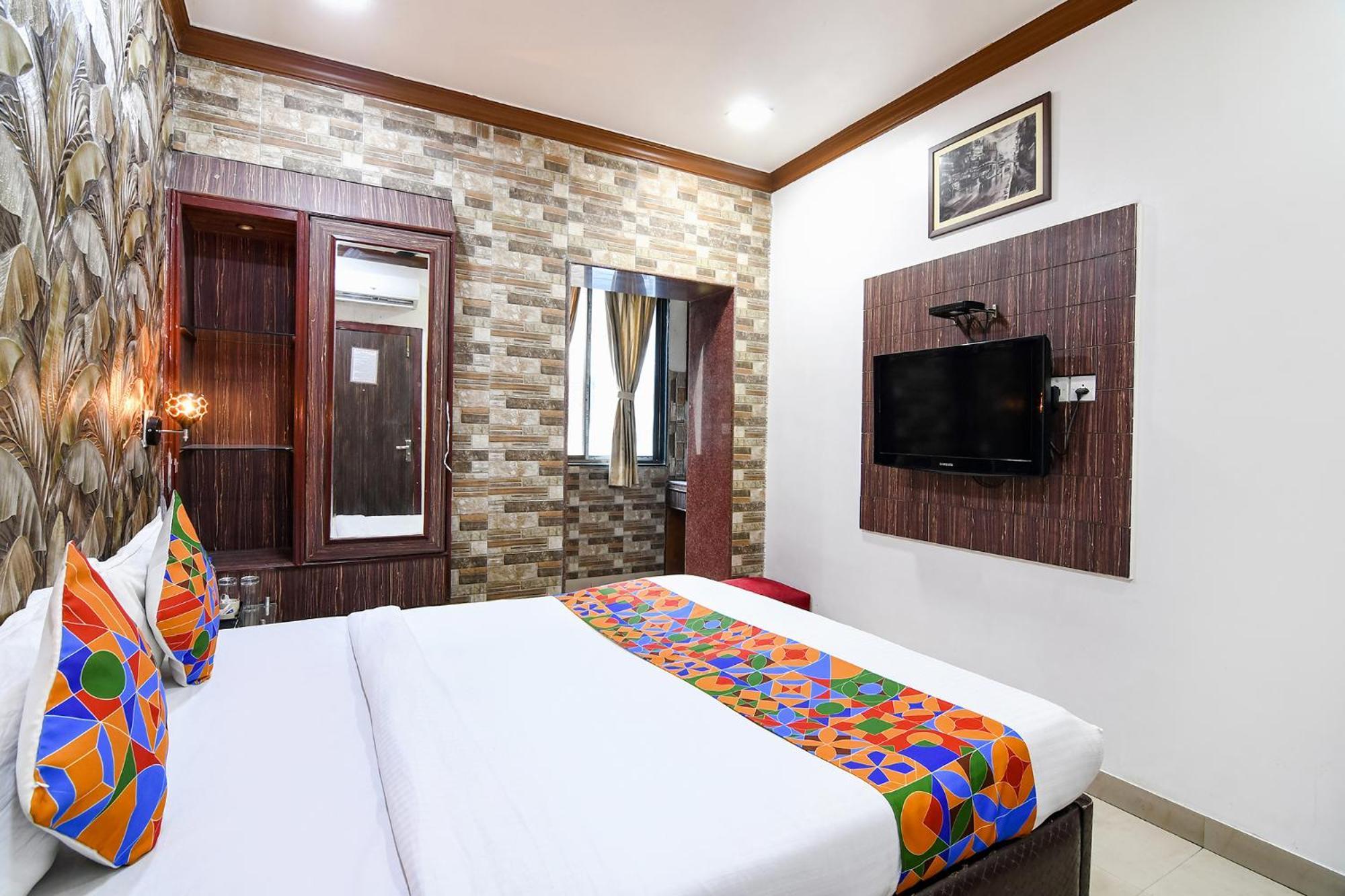 Hotel Diamond Suites Calcutta Buitenkant foto