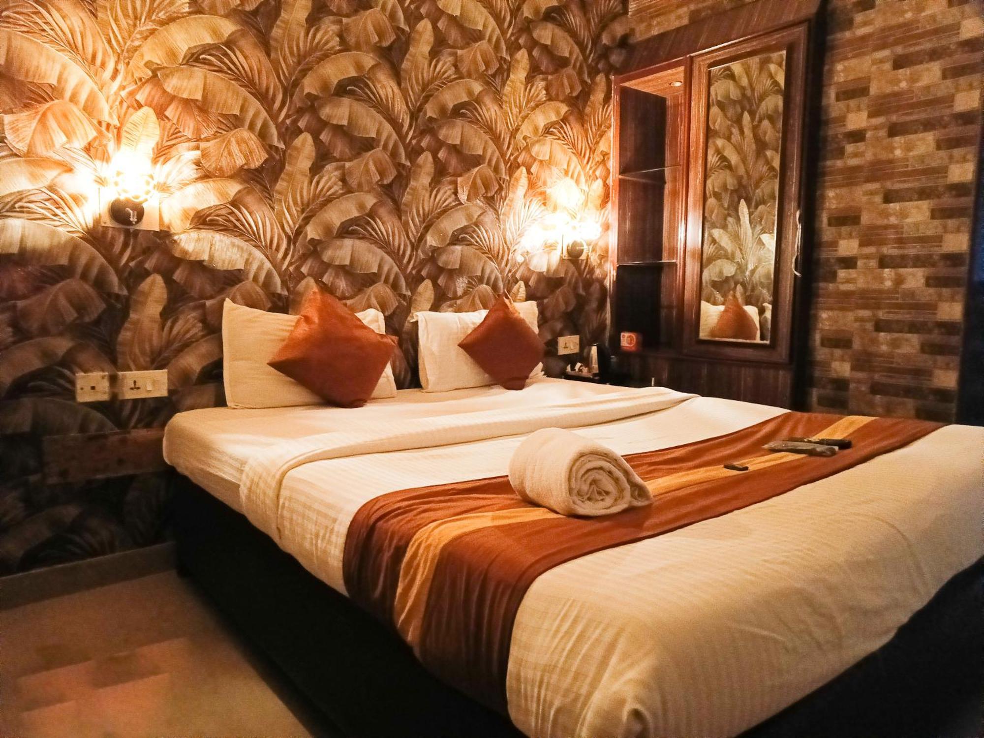 Hotel Diamond Suites Calcutta Buitenkant foto